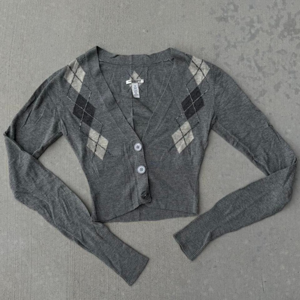 Abercrombie & Fitch grey argyle button up beaded cardigan  Size Medium